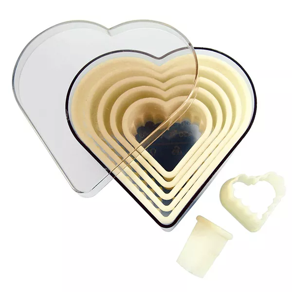 SET 7 pcs. PLASTIC HEART CUTTERS VARIOUS SIZES