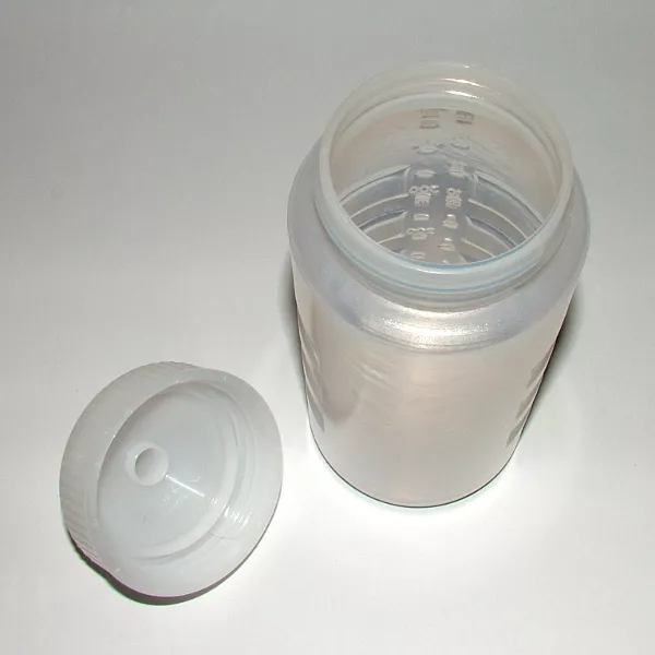 TRANSPARENT SQUEEZE BOTTLE DISPENSER WITH WIDE MOUTH CAP cl.50 2